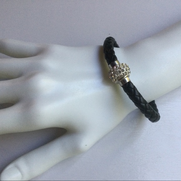 NWT Black Braided Leather Bracelet with Magnetic Rhinestone Inlay Clasp - Picture 2 of 7